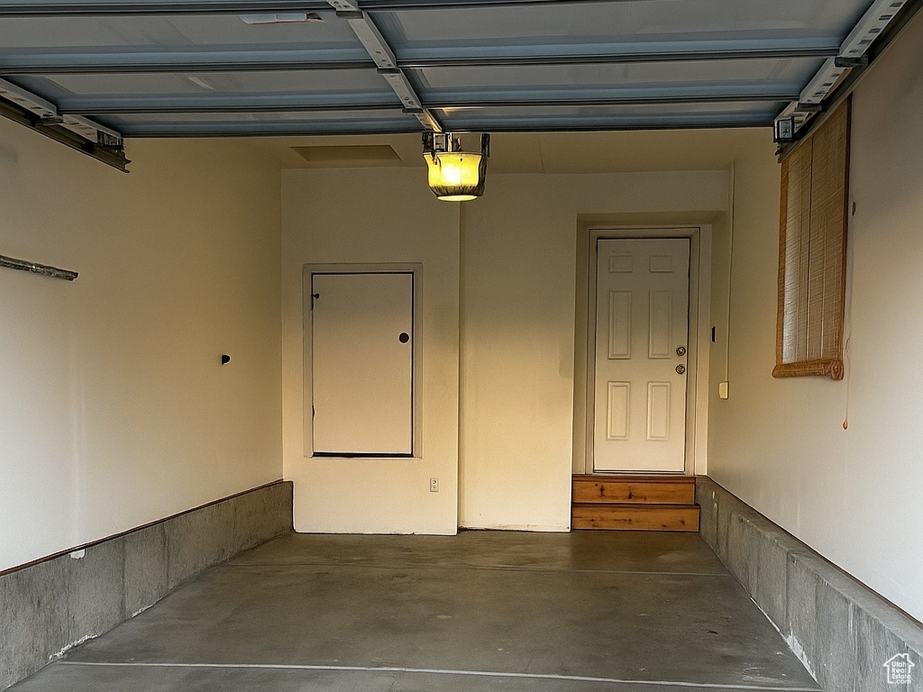 NEW TOWNE SQUARE - Residential