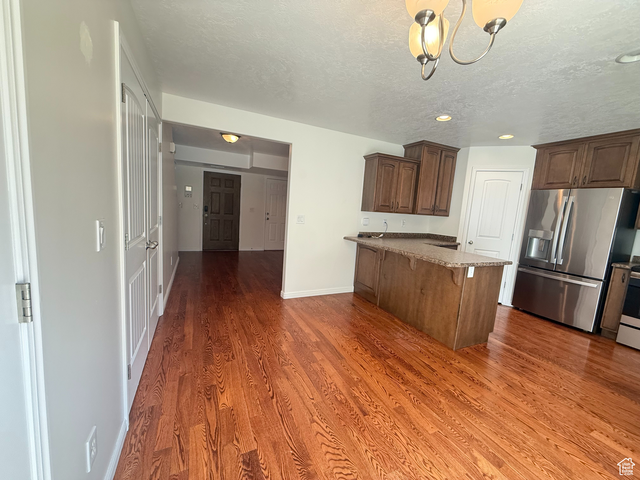 NEW TOWNE SQUARE - Residential