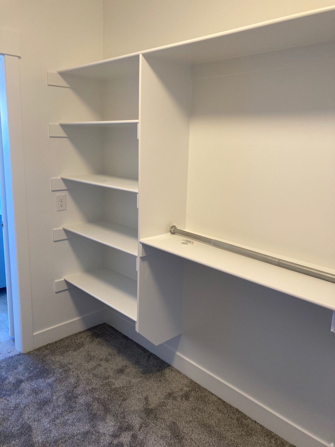 SUMMIT RIDGE - Residential