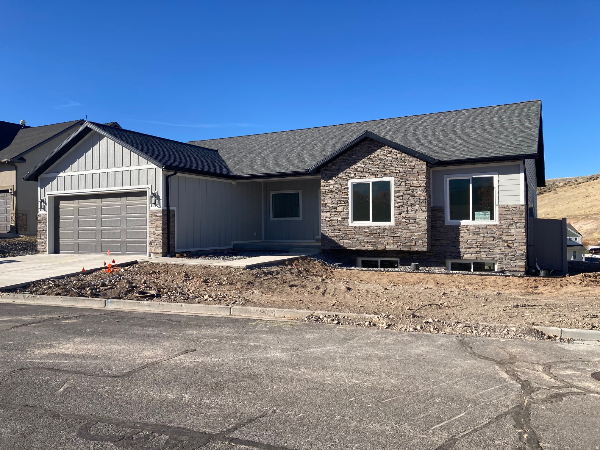 SUMMIT RIDGE - Residential