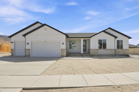 Photo of 2266 E MORNING GLORY WAY #437, Eagle Mountain, UT 84005 (MLS # 2183762)