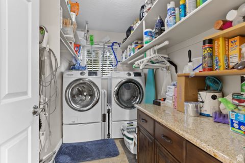 Tiny photo for 763 W 100 N, Hurricane, UT 84737 (MLS # 2098203)