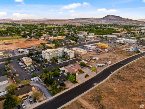 Tiny photo for 763 W 100 N, Hurricane, UT 84737 (MLS # 2098203)