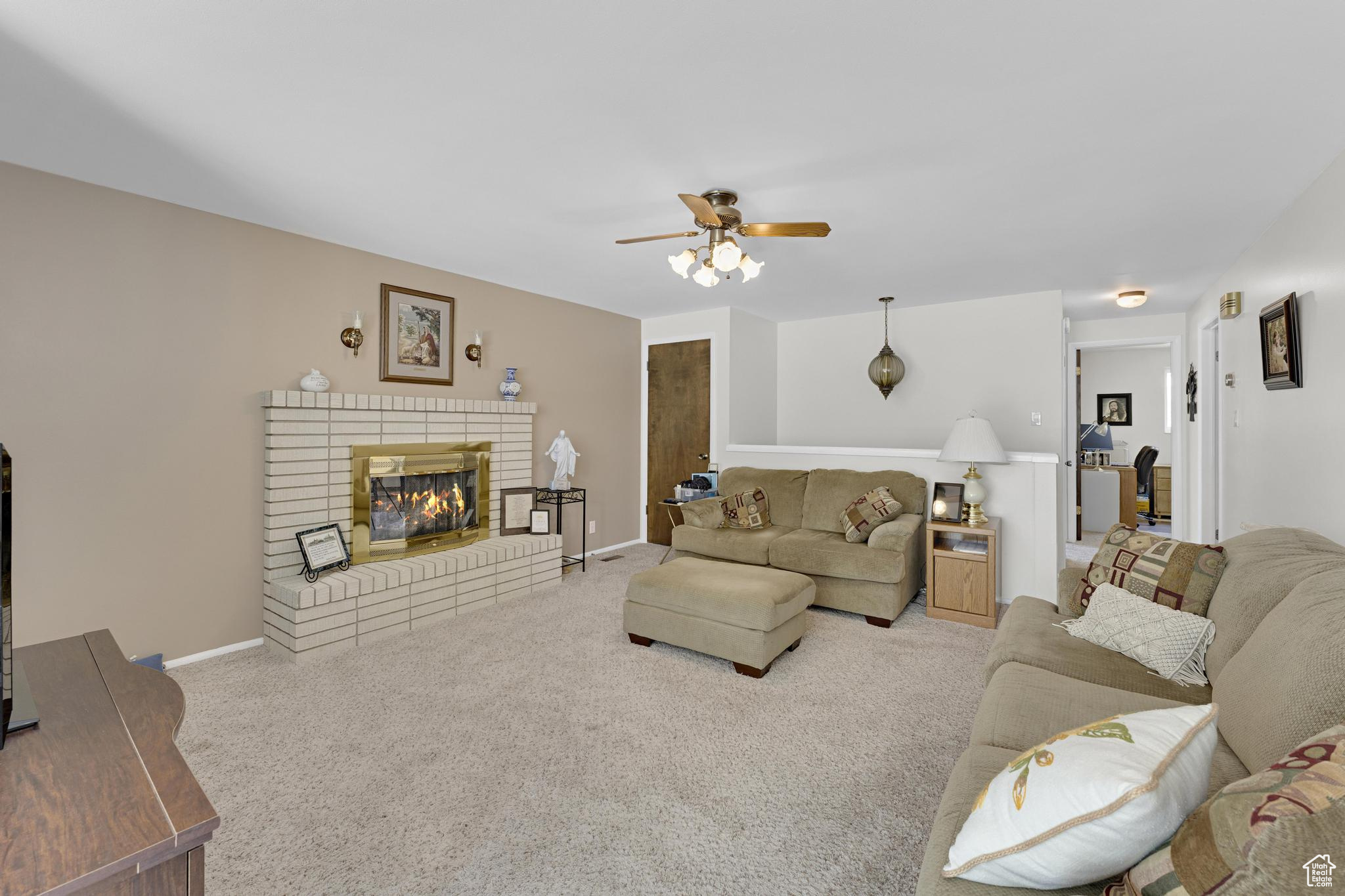 Lehi, Utah 84043, United States, 3 Bedrooms Bedrooms, ,1 BathroomBathrooms,Residential,Pending,118015