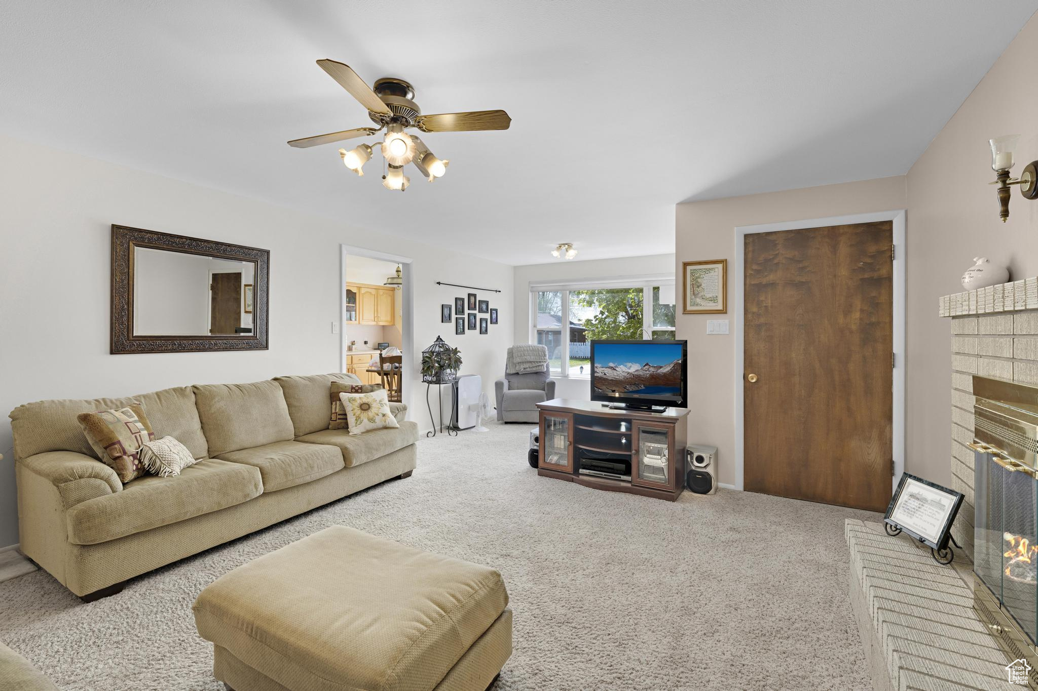 Lehi, Utah 84043, United States, 3 Bedrooms Bedrooms, ,1 BathroomBathrooms,Residential,Pending,118015