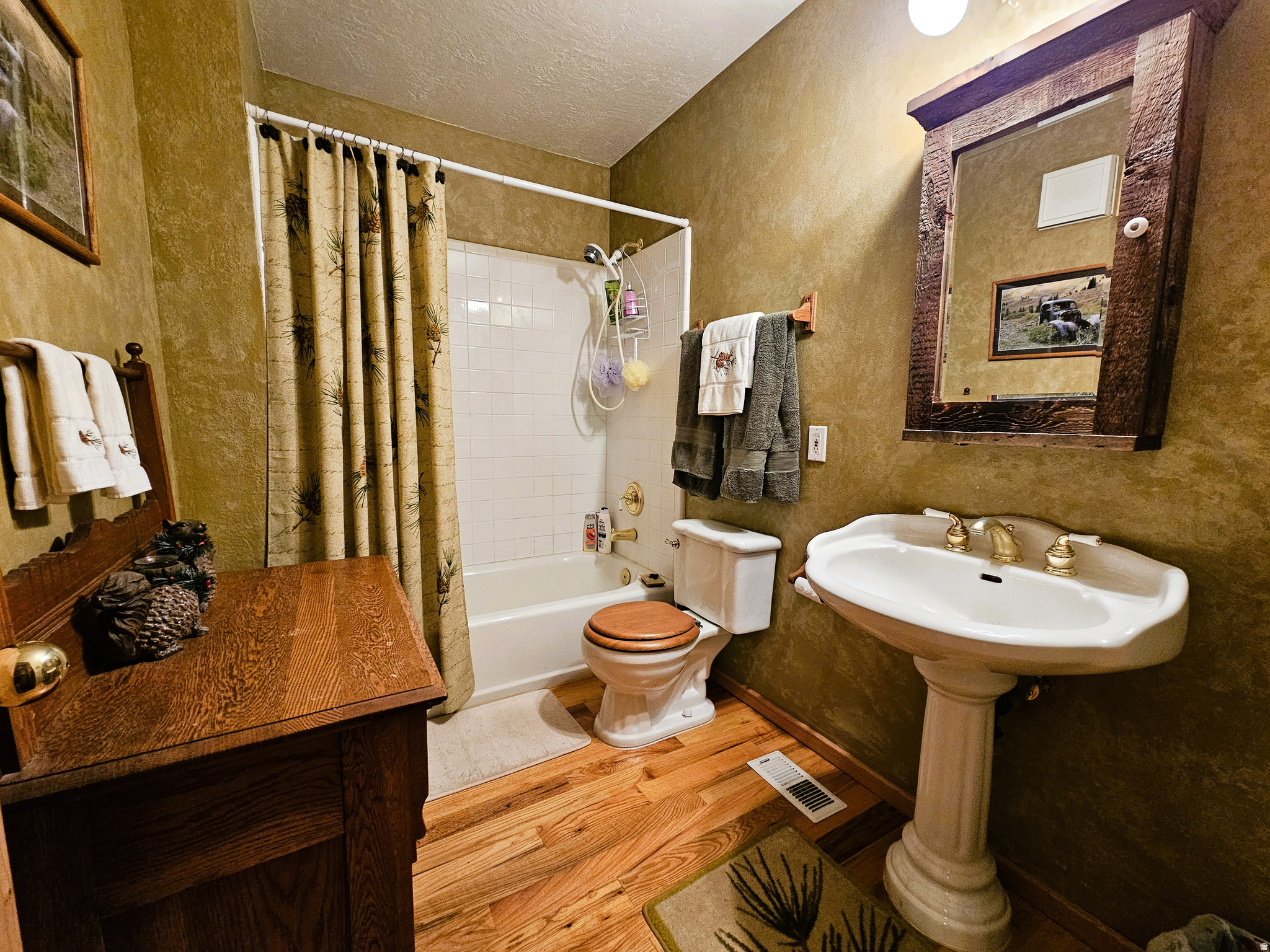 SKYLINE MOUNTAIN RESORT - Residential