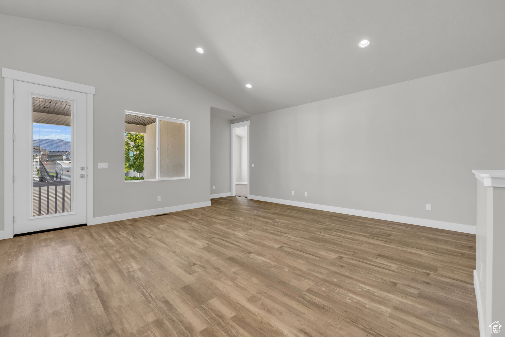 2711 S Allison Way #101, Syracuse, Utah image 3