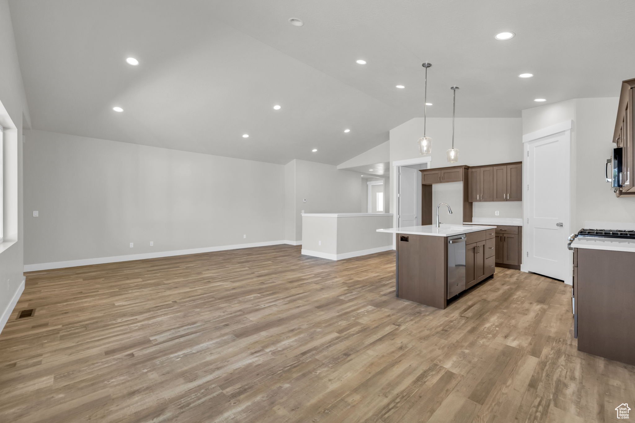 2711 S Allison Way #101, Syracuse, Utah image 8
