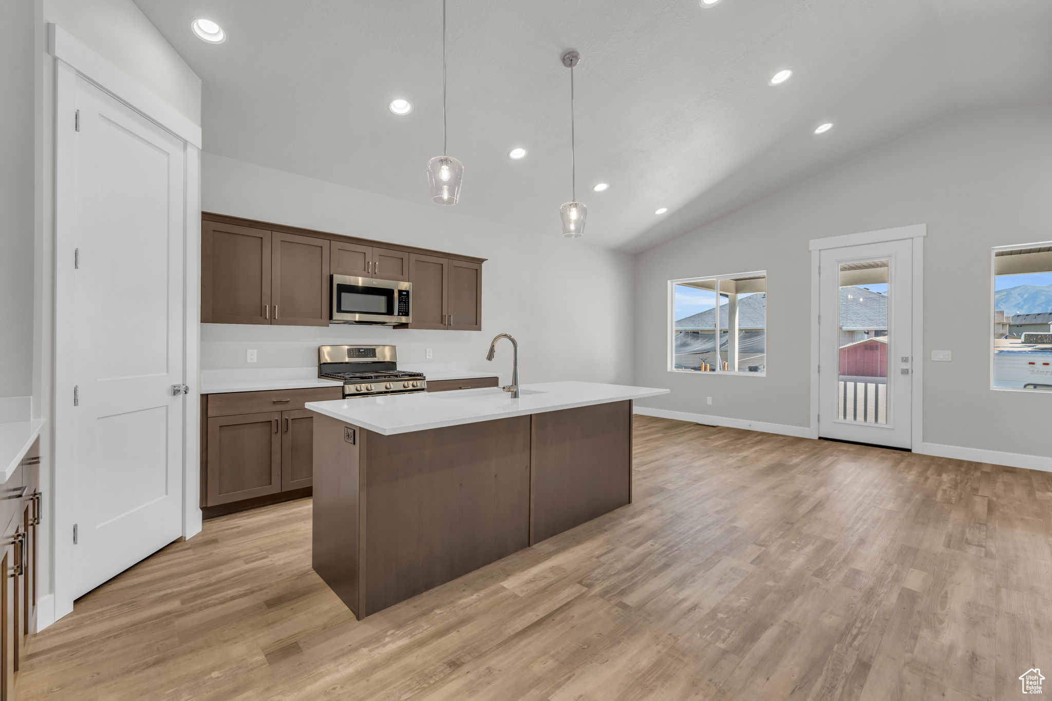 2711 S Allison Way #101, Syracuse, Utah image 10