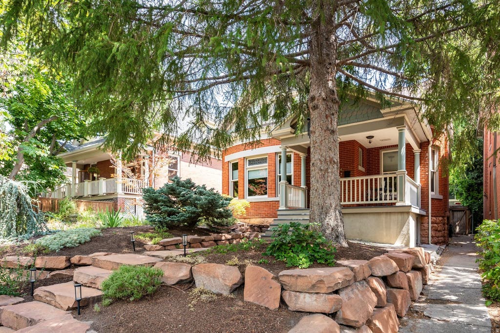 Photo of 474 N F ST E, Salt Lake City, UT 84103 (MLS # 2178702)