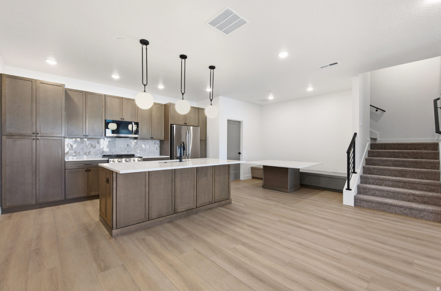 CORAL SPRINGS CONDOMINIUMS - Residential