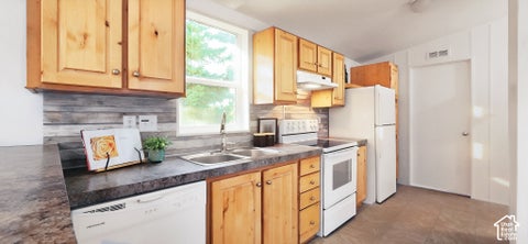 Tiny photo for 3061 S EDGEMONT DR #250, Garden City, UT 84028 (MLS # 2190502)