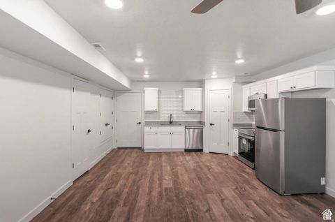 Tiny photo for 991 E ELLA LN, Heber City, UT 84032 (MLS # 2140232)