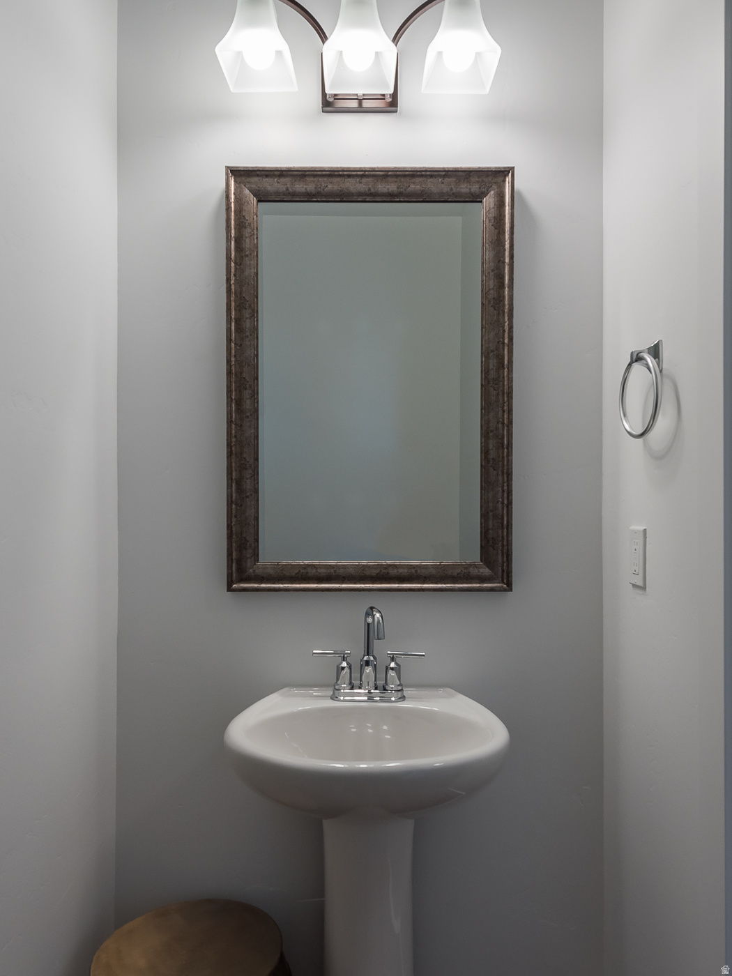 MOUNTAINSIDE ESTATES - Residential