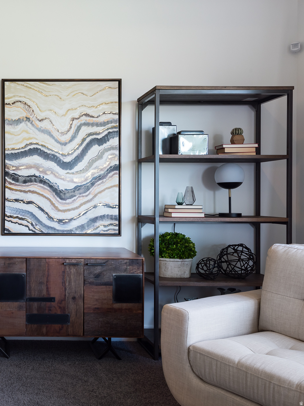 MOUNTAINSIDE ESTATES - Residential