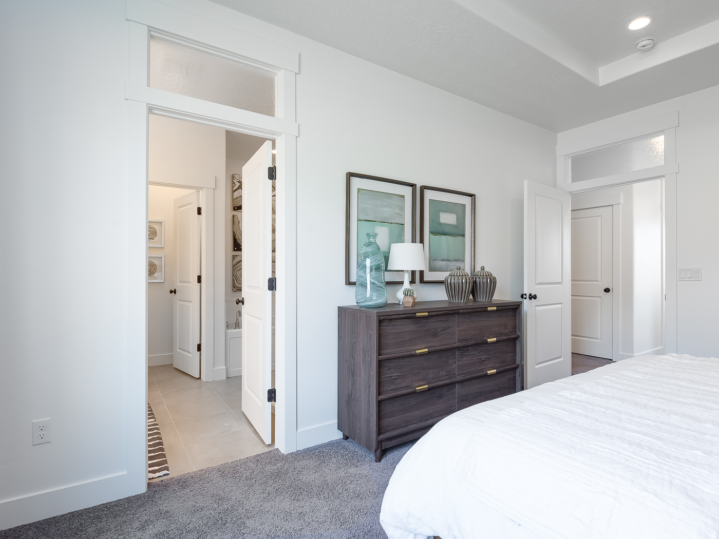 MOUNTAINSIDE ESTATES - Residential