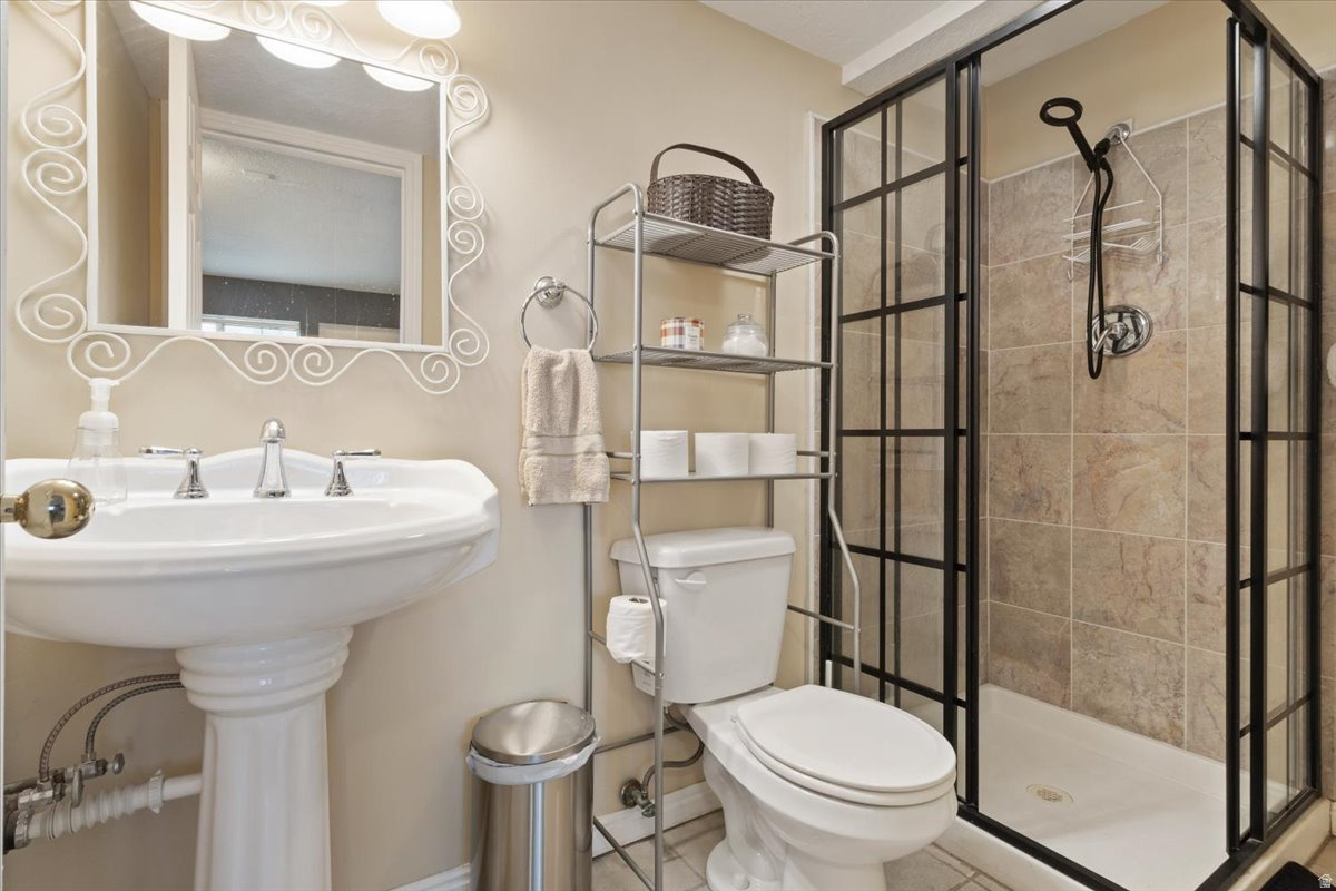 RIVER RIDGE - Residential