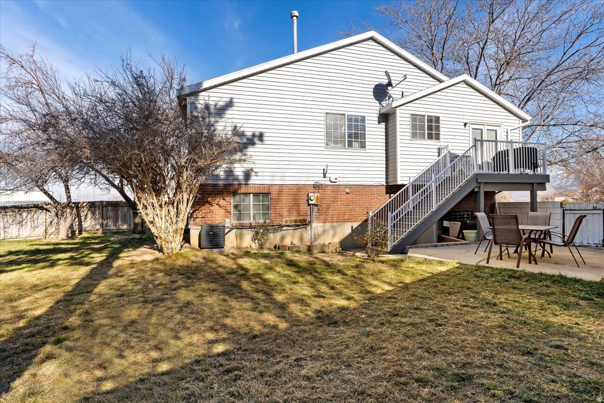 RIVER RIDGE - Residential