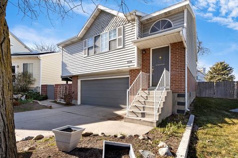 Photo of 9114 S RIVER RIDGE DR W, West Jordan, UT 84088 (MLS # 2135396)