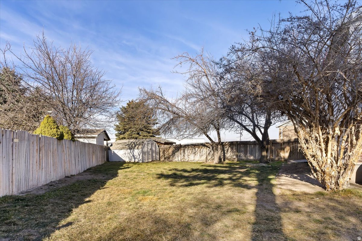 RIVER RIDGE - Residential