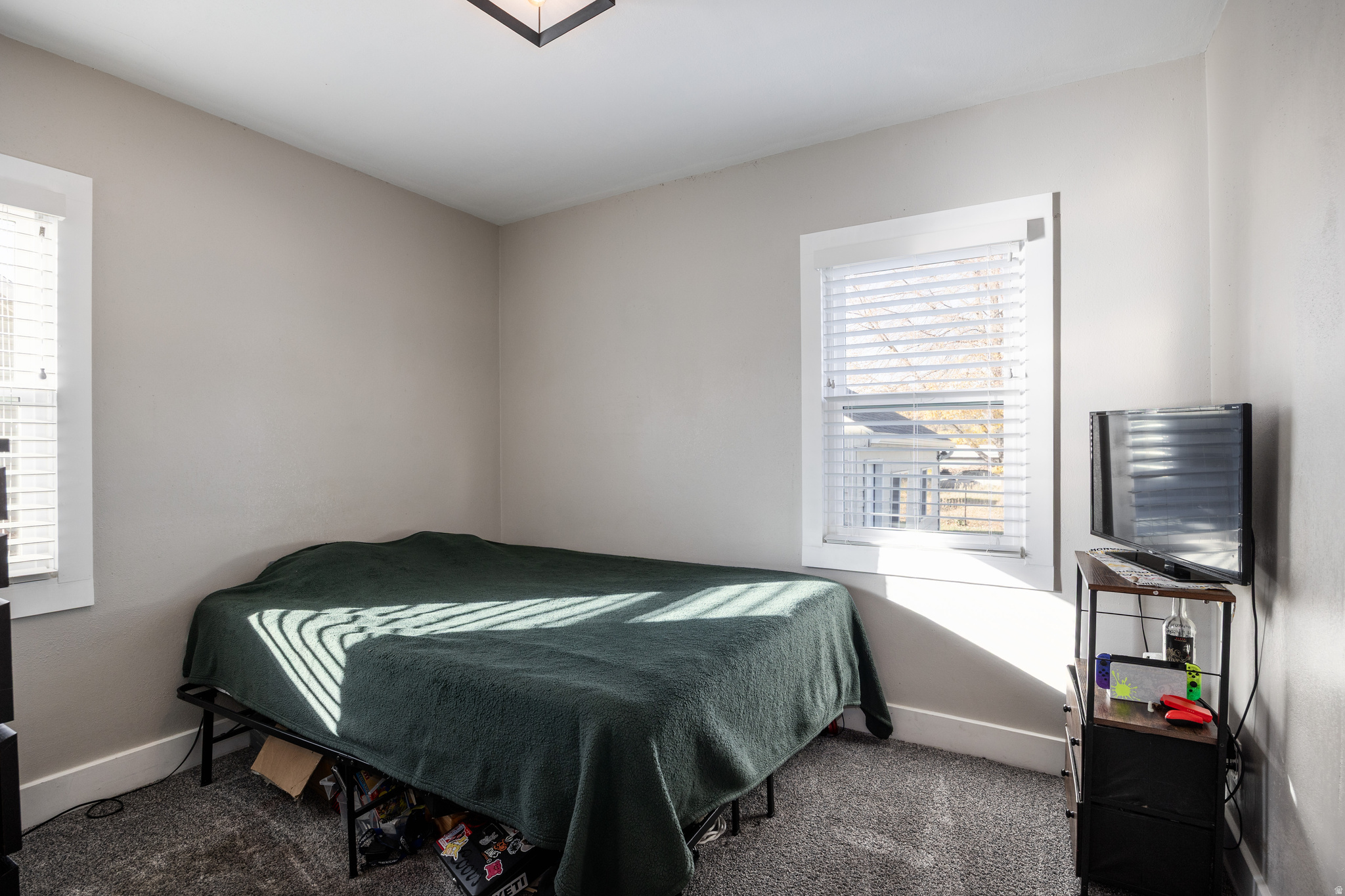 CAPITOL - Residential