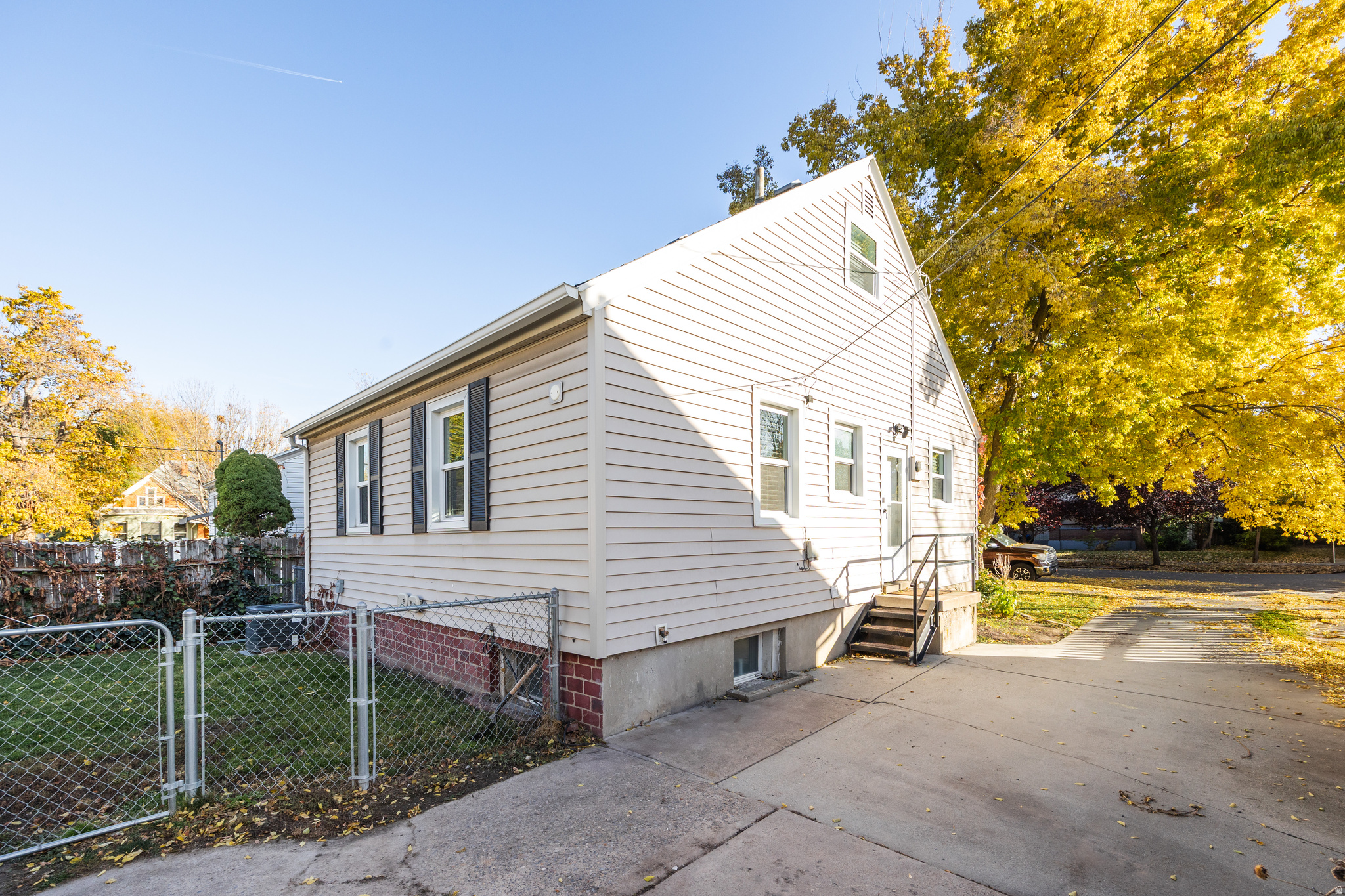 CAPITOL - Residential