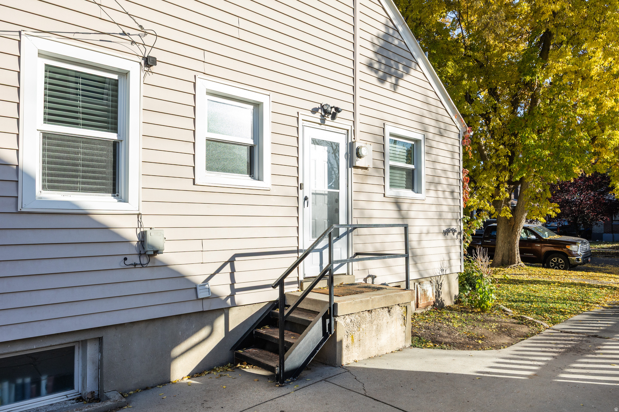 CAPITOL - Residential