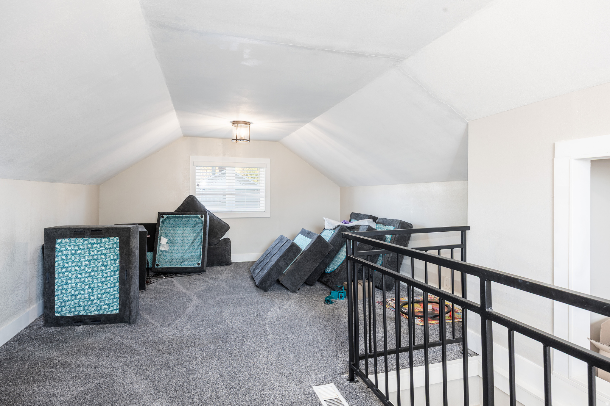 CAPITOL - Residential