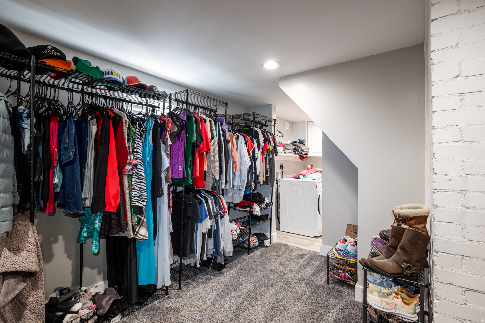 CAPITOL - Residential