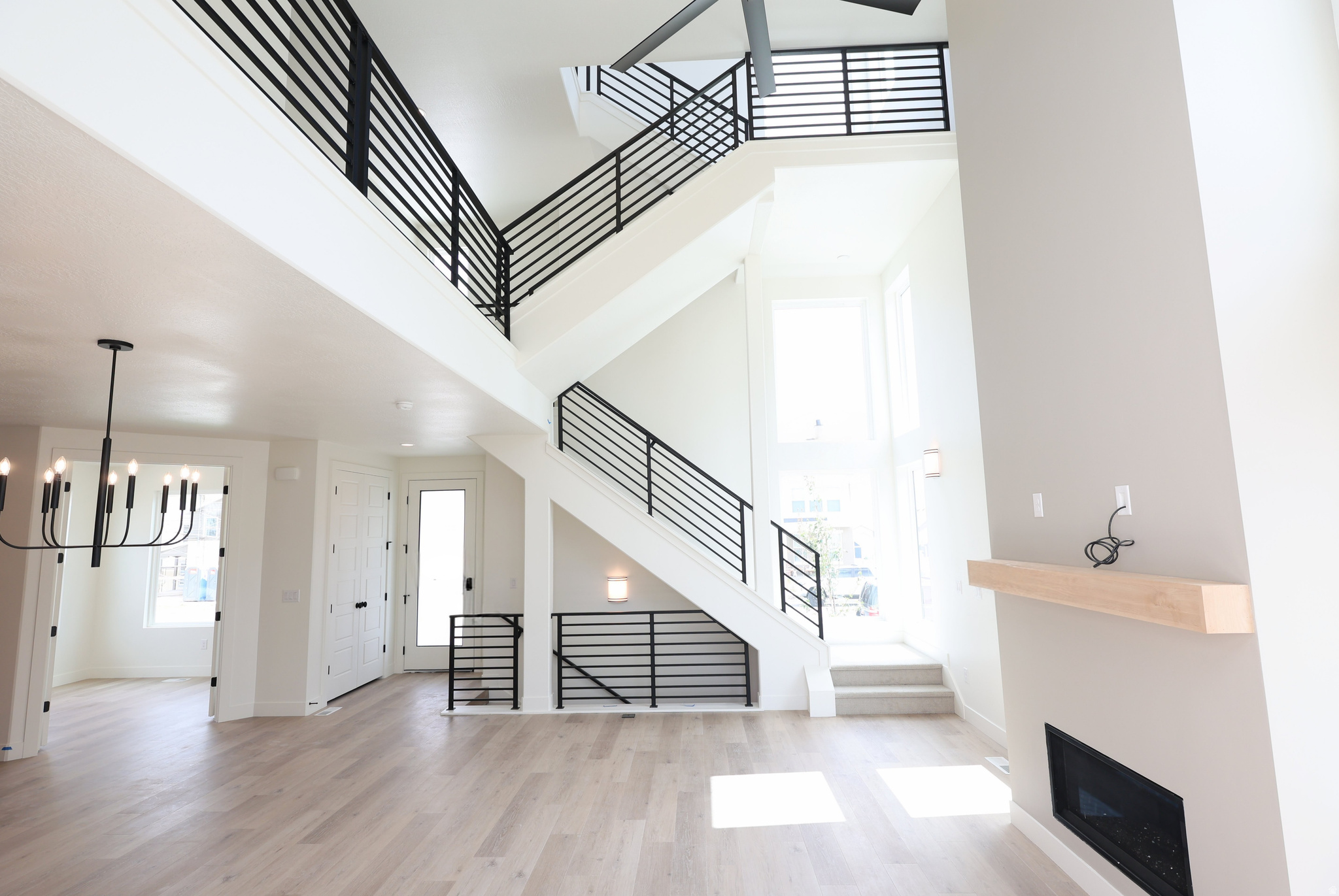 DAYBREAK - Residential