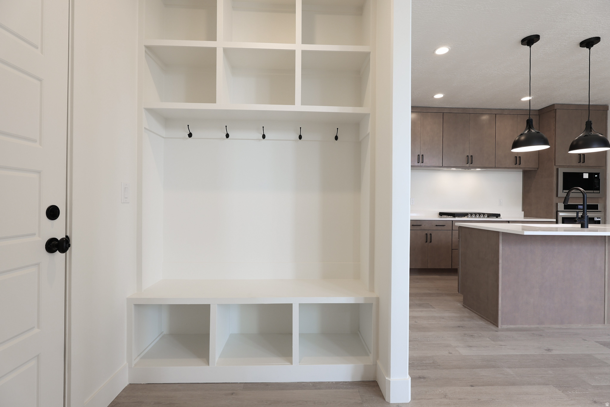 DAYBREAK - Residential