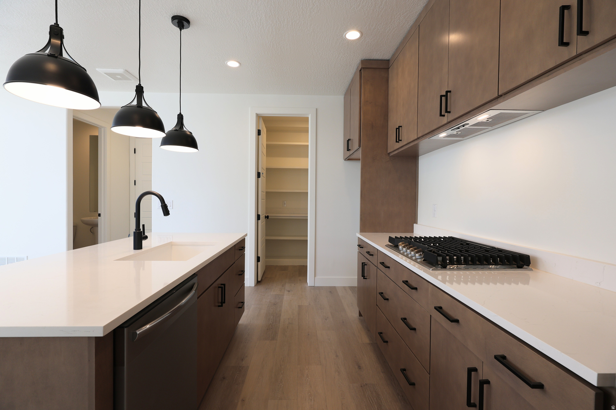 DAYBREAK - Residential