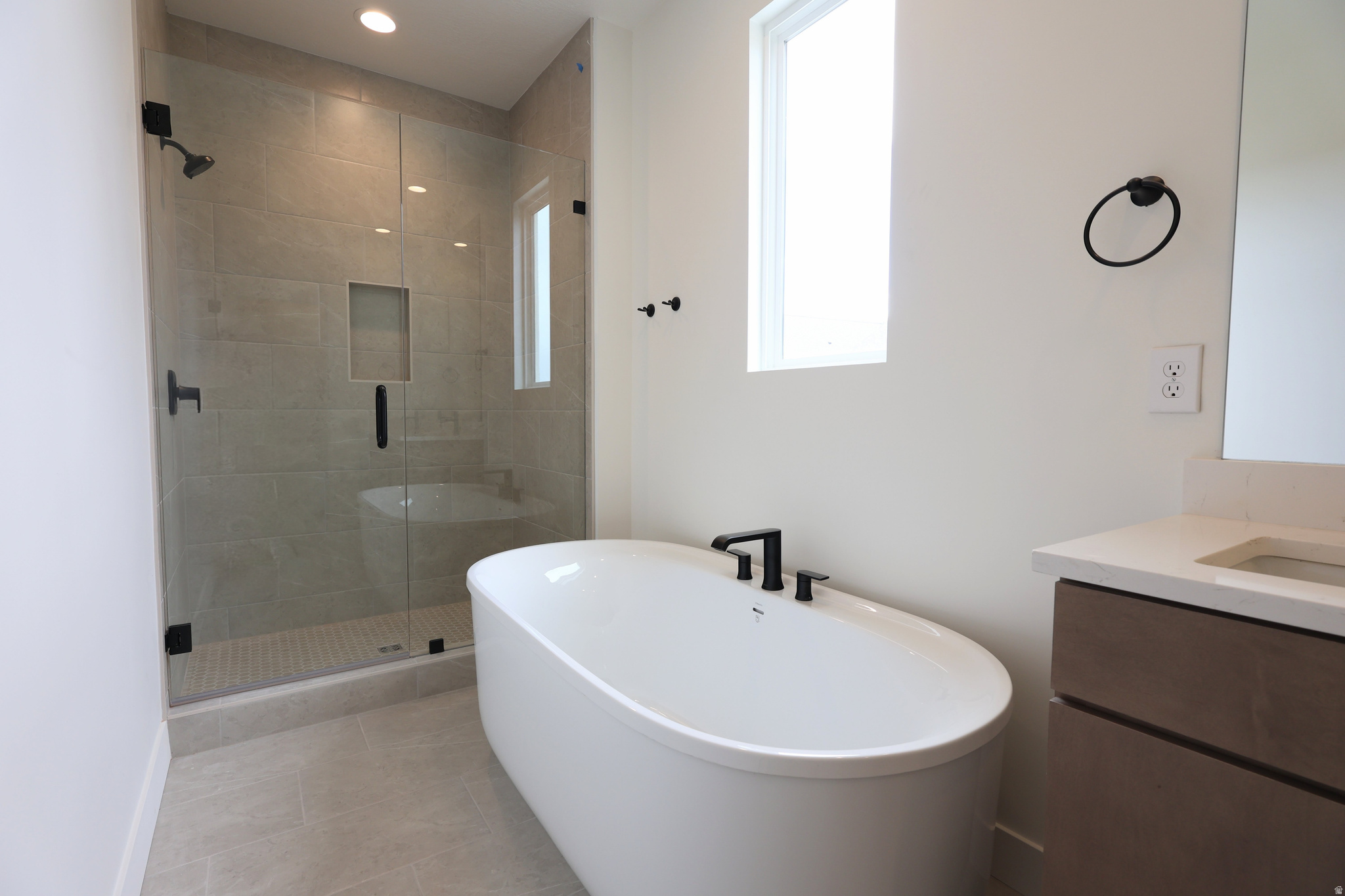 DAYBREAK - Residential