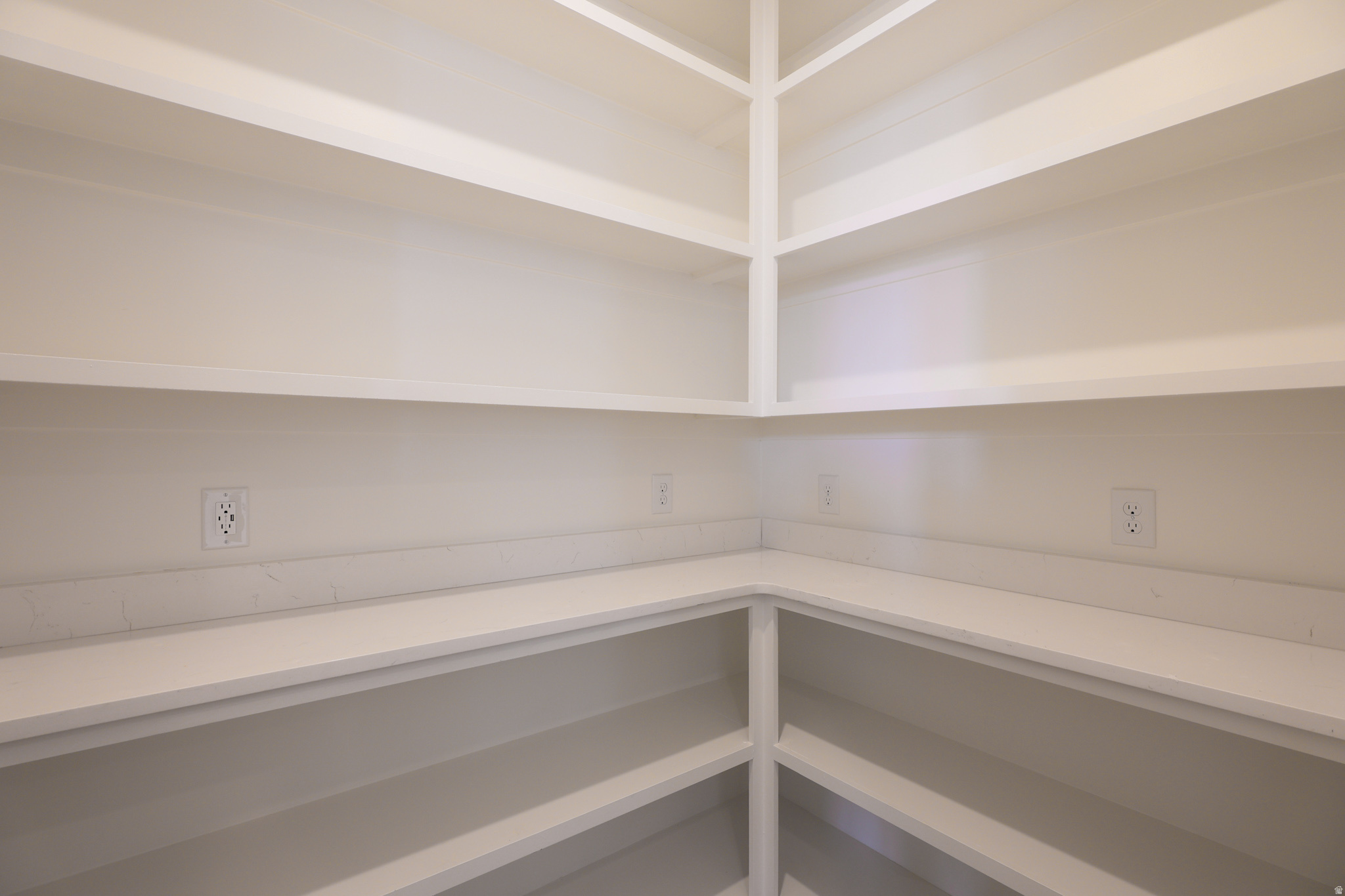 DAYBREAK - Residential