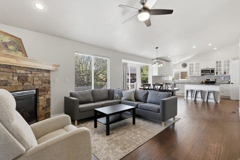 Tiny photo for 241 S RIVER BEND CT W, Lehi, UT 84043 (MLS # 2149198)