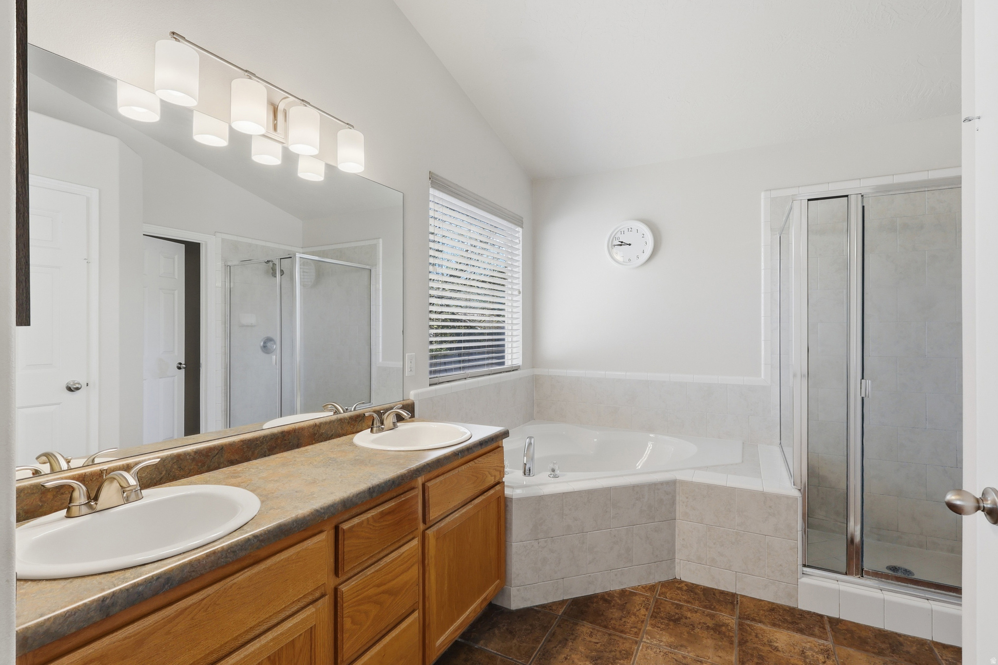 CANYON VIEW - Residential