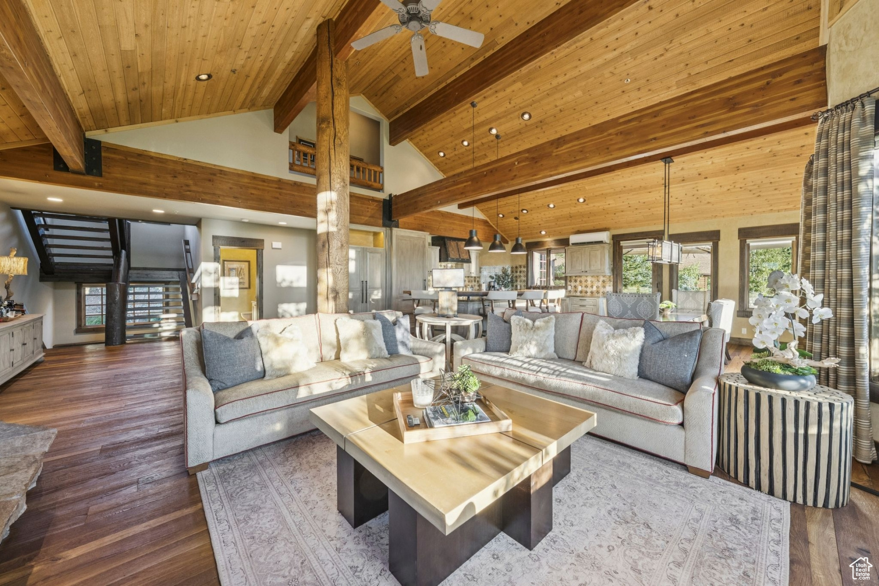 HIDDEN OAKS - Residential Lease