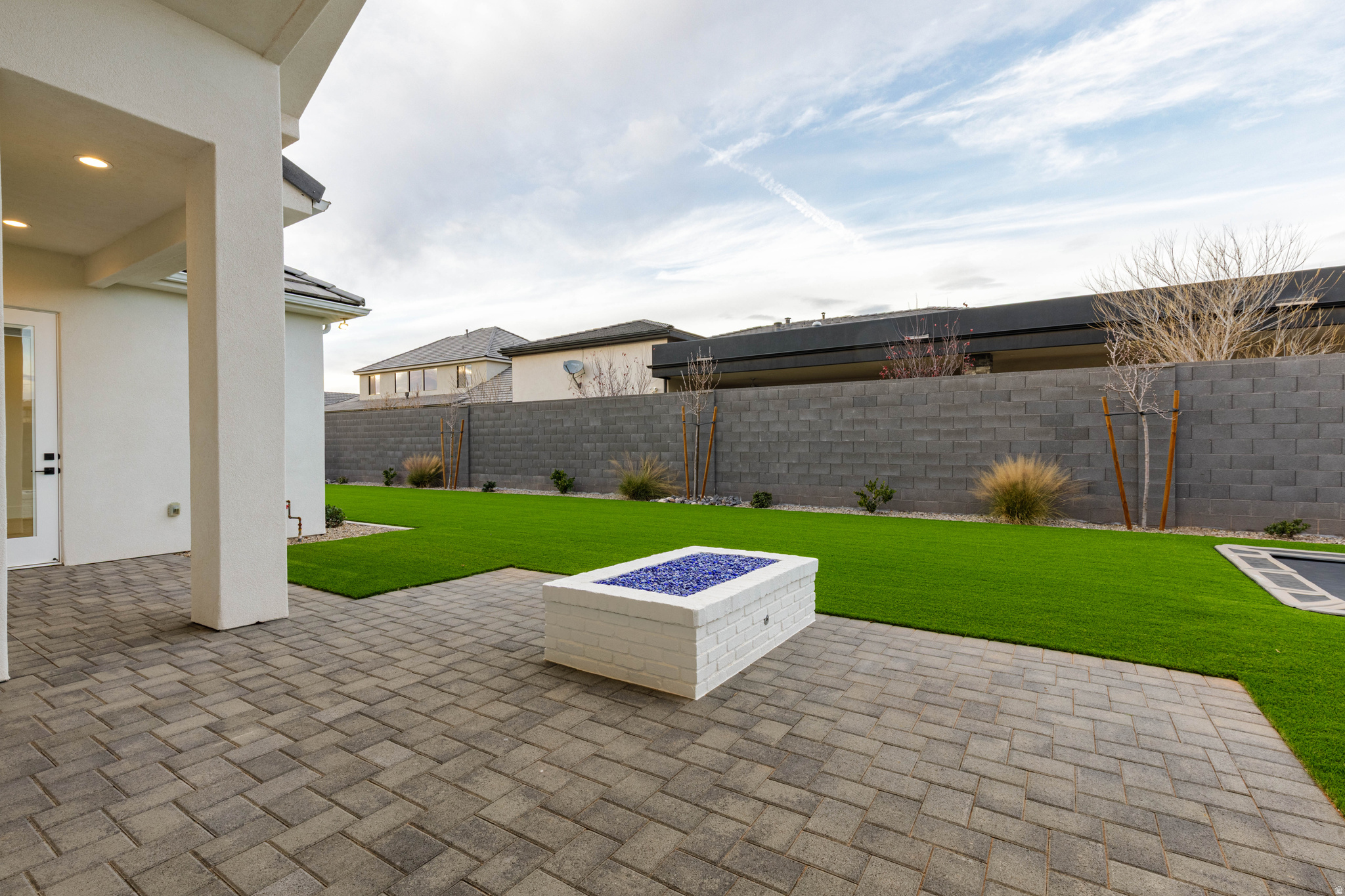 SYCAMORE VILLAGE 1 - Residential