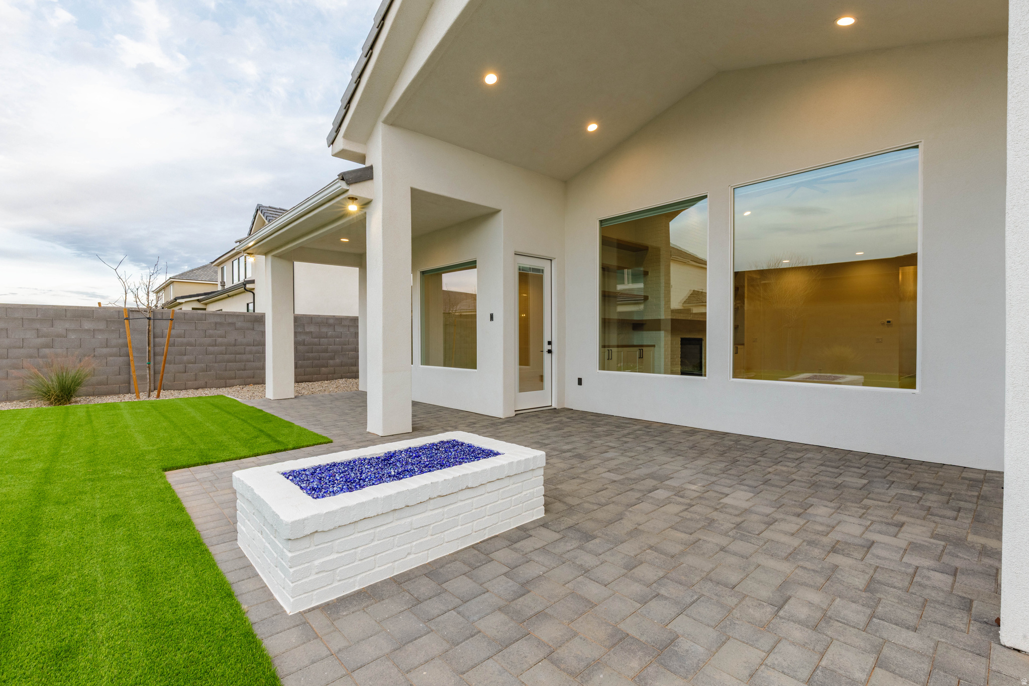 SYCAMORE VILLAGE 1 - Residential