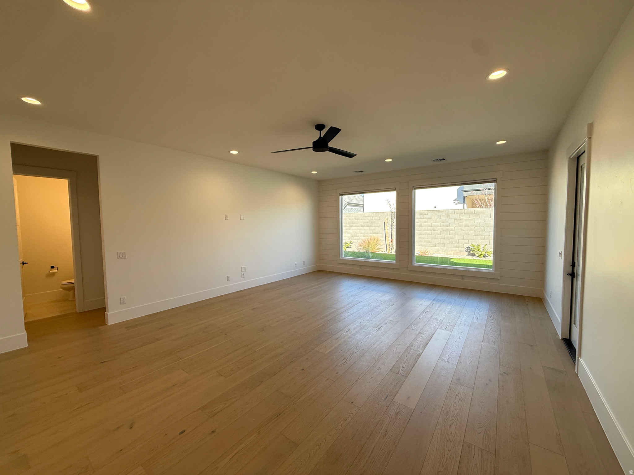 SYCAMORE VILLAGE 1 - Residential