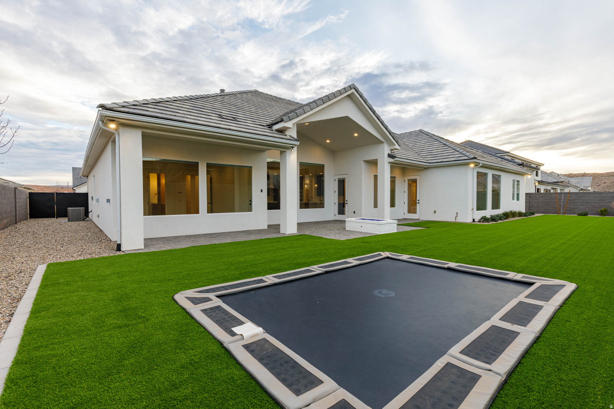 SYCAMORE VILLAGE 1 - Residential