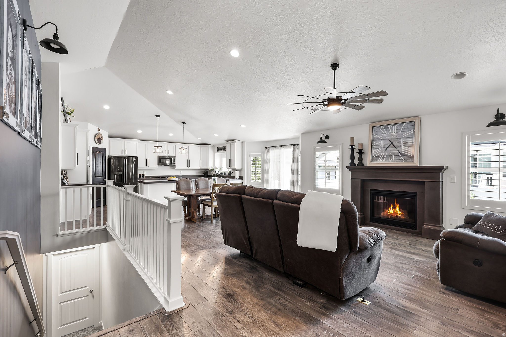 HYDE POINT - Residential