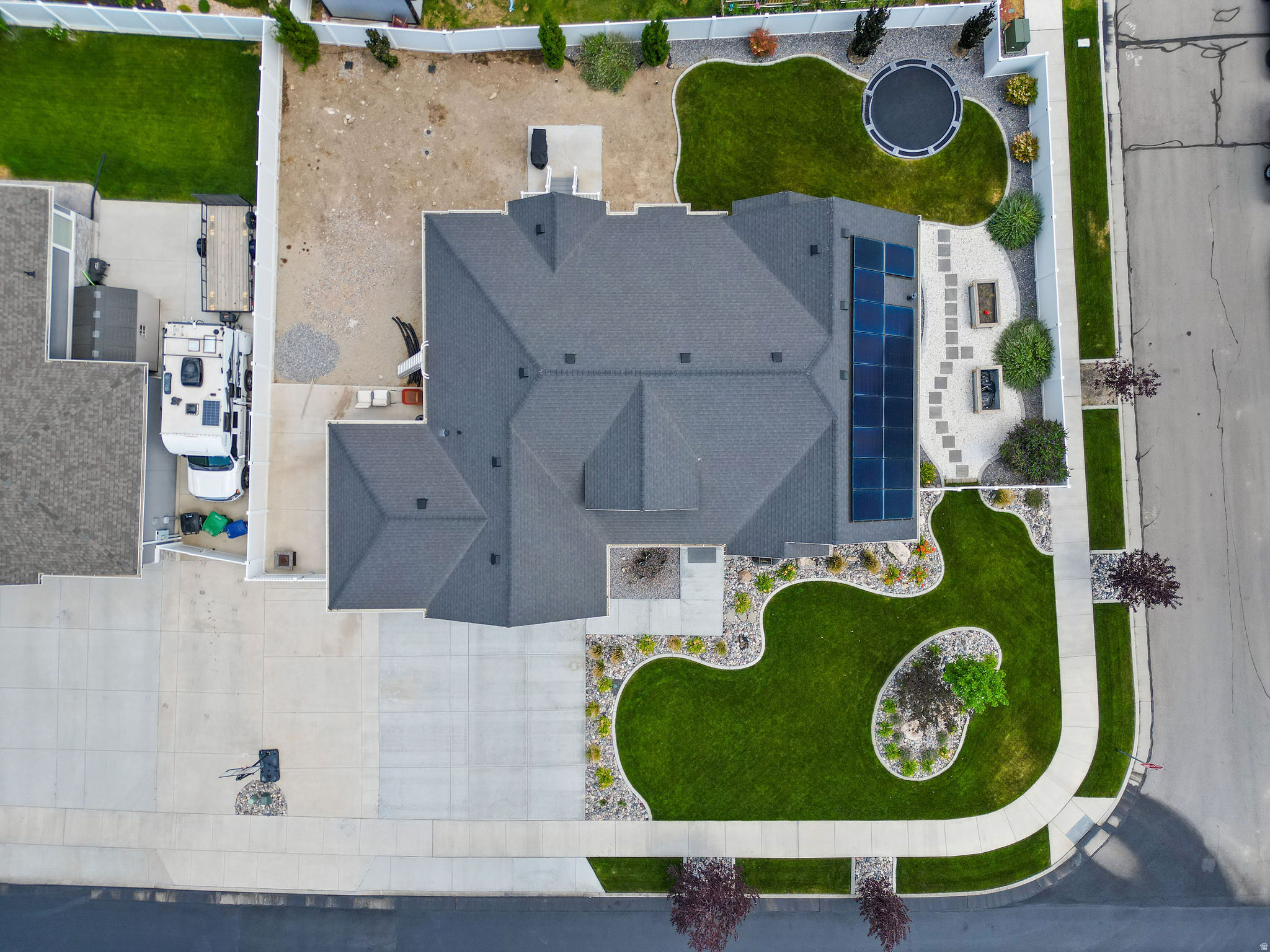 HYDE POINT - Residential