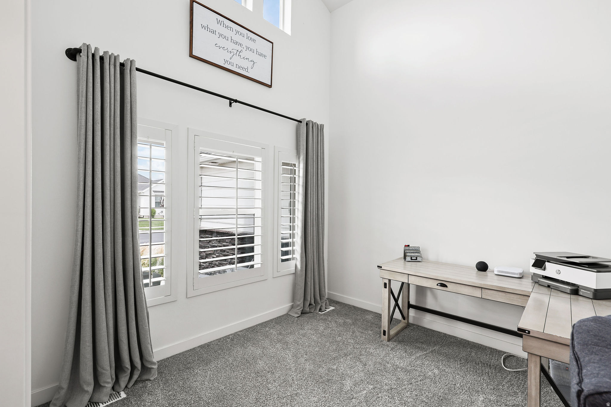 HYDE POINT - Residential