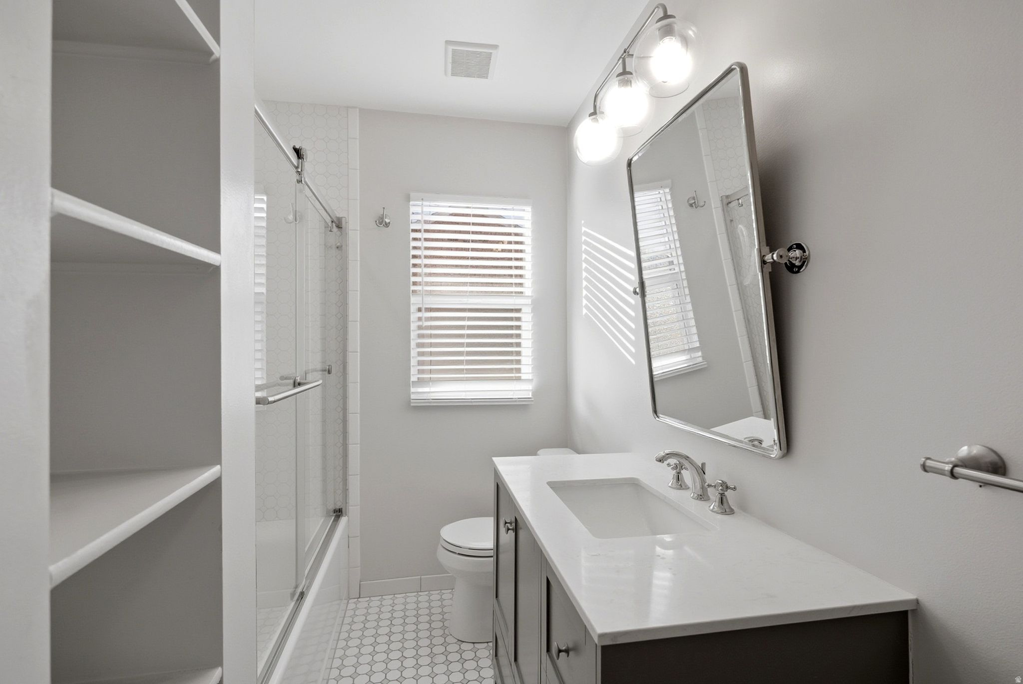 YALECREST - Residential