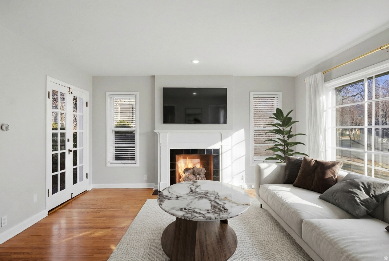 YALECREST - Residential