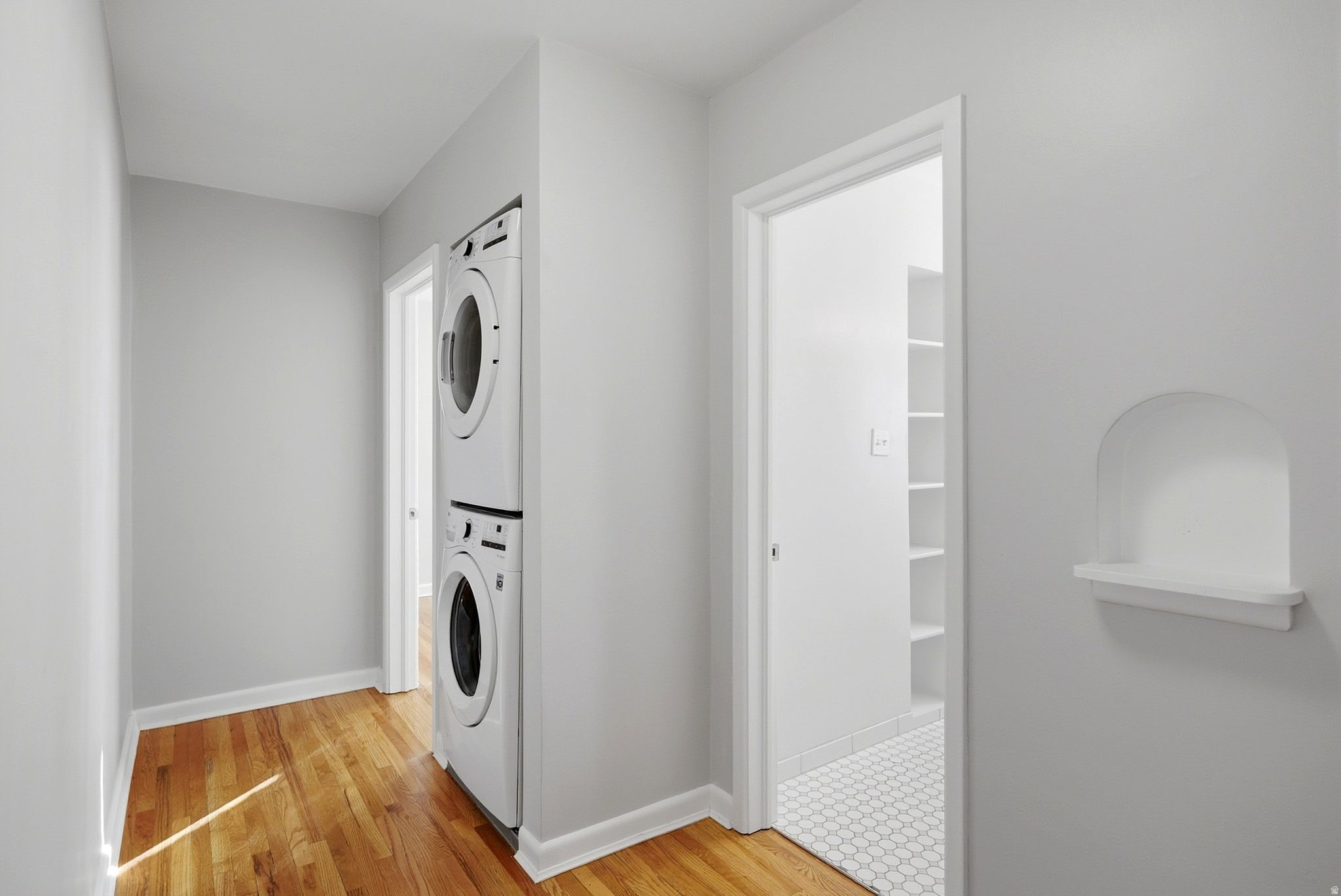 YALECREST - Residential