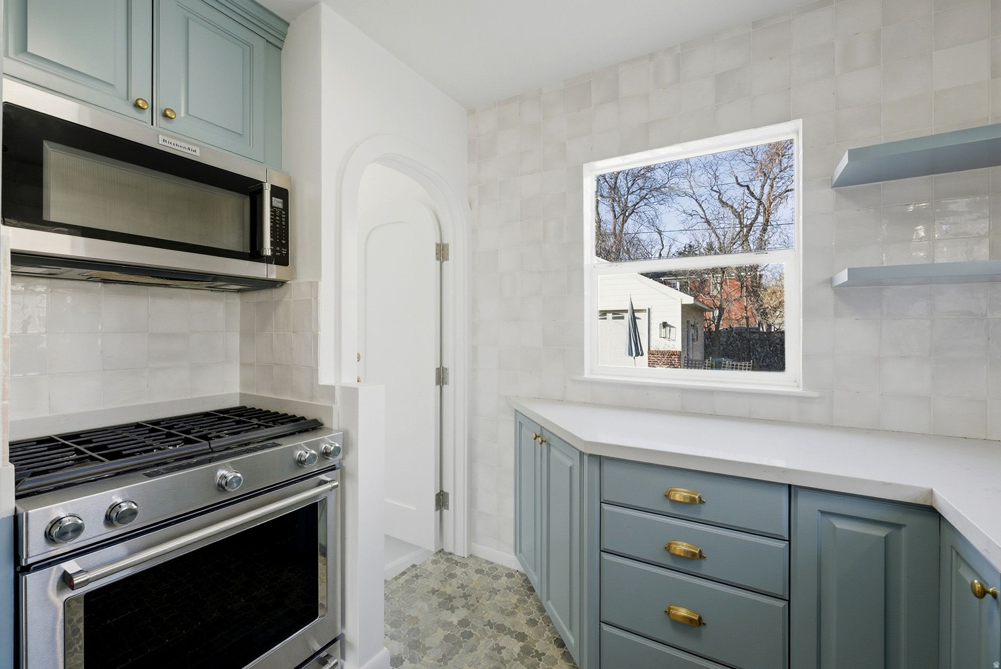 YALECREST - Residential