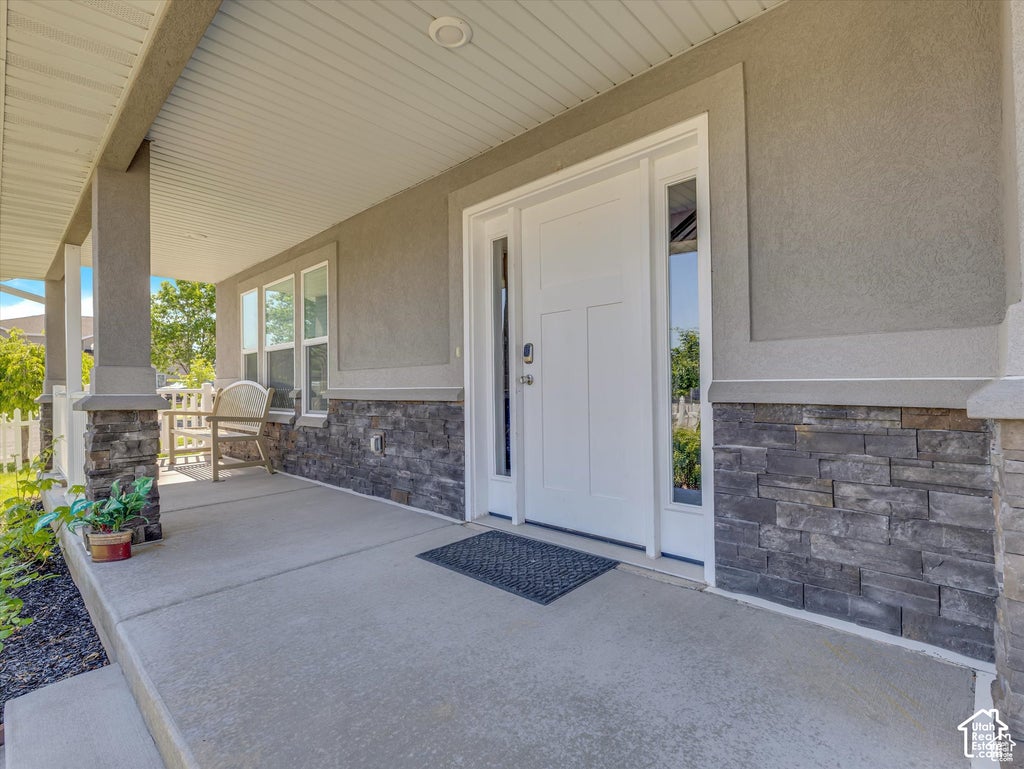 Photo of 1993 W FLOISAND CIR N, Salt Lake City, UT 84116 (MLS # 2191300)