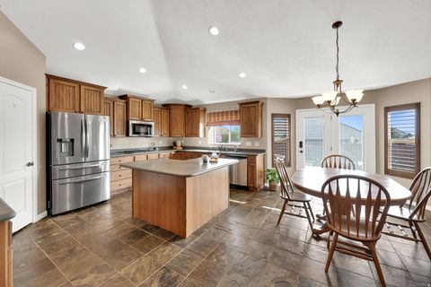 Tiny photo for 2141 W ASPEN WOOD LOOP N, Lehi, UT 84048 (MLS # 2147266)